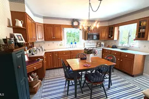 77 Middle Rd, Clarksburg, MA 01247 - Photo 11