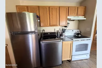 29 Norwich Dr, Dalton, MA 01226 - Photo 9