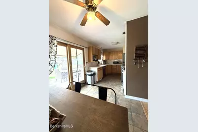 29 Norwich Dr, Dalton, MA 01226 - Photo 7
