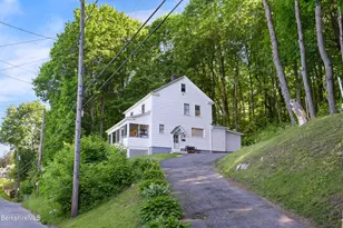 281 Walnut St, North Adams, MA 01247 - Photo 3