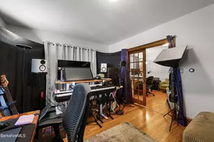 281 Walnut St, North Adams, MA 01247 - Photo 5