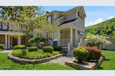 1571 Pleasant St, Lee, MA 01238 - Photo 3