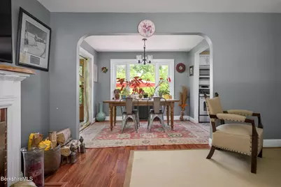 19 Roselyn Dr, Pittsfield, MA 01201 - Photo 5