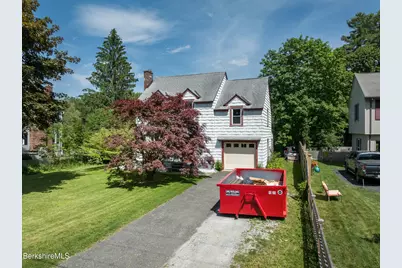 19 Roselyn Dr, Pittsfield, MA 01201 - Photo 37