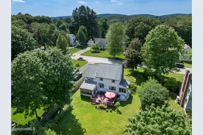 19 Roselyn Dr, Pittsfield, MA 01201 - Photo 29