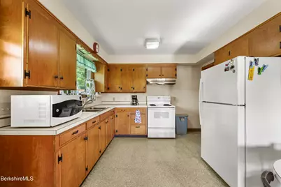 4 E Orchard Ter, Adams, MA 01220 - Photo 19