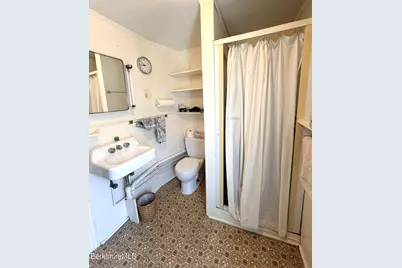 58 Quincy St, North Adams, MA 01247 - Photo 45