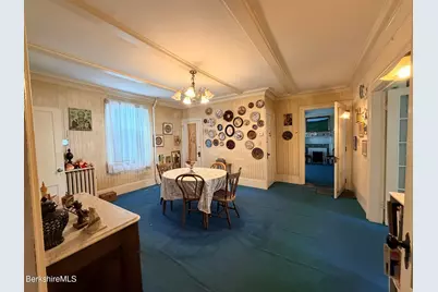 58 Quincy St, North Adams, MA 01247 - Photo 9