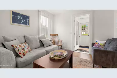 3 Clarendon St, Pittsfield, MA 01201 - Photo 11