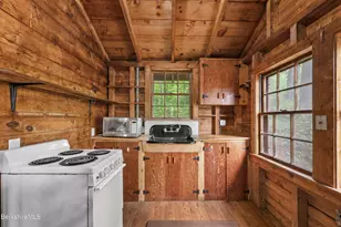 172 Blythewood Dr, Pittsfield, MA 01201 - Photo 13