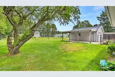 691 Crane Ave, Pittsfield, MA 01201 - Photo 23