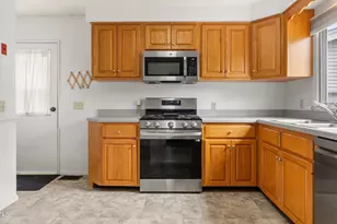 691 Crane Ave, Pittsfield, MA 01201 - Photo 5