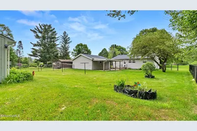 691 Crane Ave, Pittsfield, MA 01201 - Photo 21