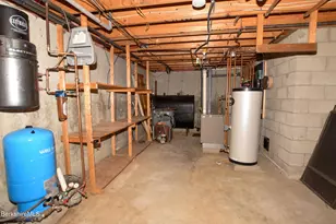 411 McNerney Rd, Becket, MA 01223 - Photo 25