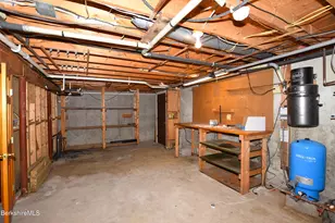 411 McNerney Rd, Becket, MA 01223 - Photo 27