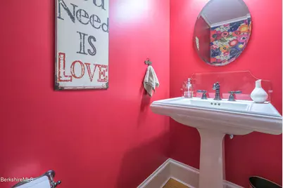 430 Lenox Rd, Richmond, MA 01254 - Photo 35