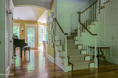 430 Lenox Rd, Richmond, MA 01254 - Photo 17