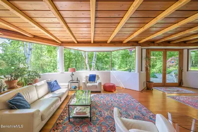 7 Wheatley Dr, Stockbridge, MA 01262 - Photo 7