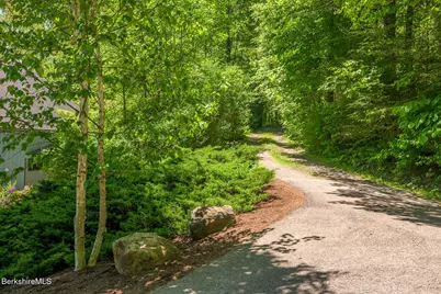 7 Wheatley Dr, Stockbridge, MA 01262 - Photo 81