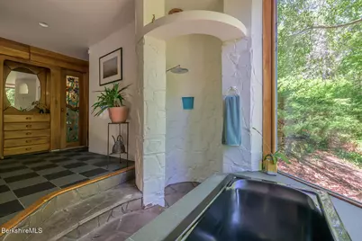 7 Wheatley Dr, Stockbridge, MA 01262 - Photo 27