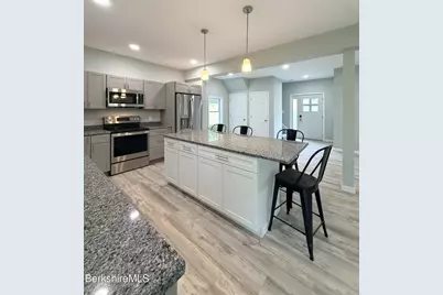 11 Hathaway St, North Adams, MA 01247 - Photo 9