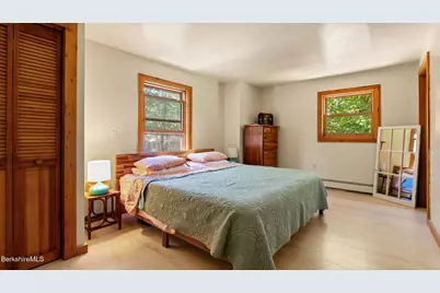 410 Long Bow Ln, Becket, MA 01223 - Photo 19