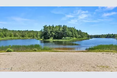 410 Long Bow Ln, Becket, MA 01223 - Photo 3