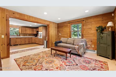 410 Long Bow Ln, Becket, MA 01223 - Photo 15
