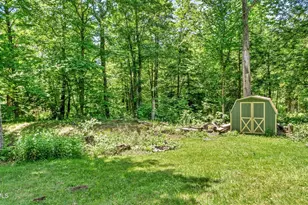 410 Long Bow Ln, Becket, MA 01223 - Photo 27
