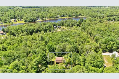 410 Long Bow Ln, Becket, MA 01223 - Photo 5