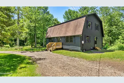 410 Long Bow Ln, Becket, MA 01223 - Photo 29