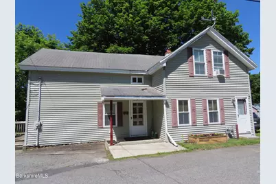 5 Bethel St, North Adams, MA 01247 - Photo 9