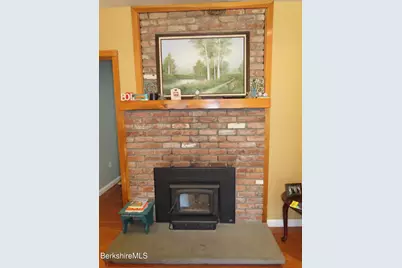 5 Bethel St, North Adams, MA 01247 - Photo 21