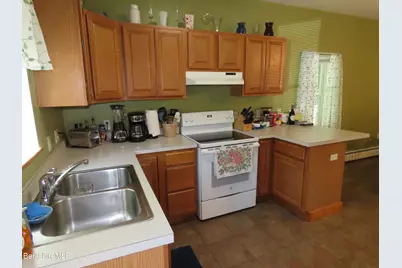 5 Bethel St, North Adams, MA 01247 - Photo 11