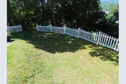 5 Bethel St, North Adams, MA 01247 - Photo 5