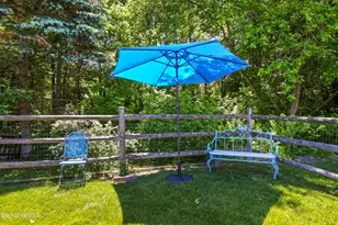 61 Harding St, Pittsfield, MA 01201 - Photo 39