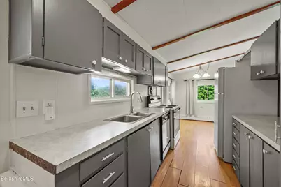 20 Overlook Ter, Adams, MA 01220 - Photo 13
