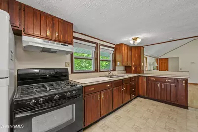 30 Jackson Rd, Savoy, MA 01256 - Photo 9