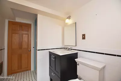 445 County Rd, Becket, MA 01223 - Photo 15