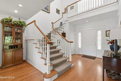 136 Mallery Rd, New Ashford, MA 01237 - Photo 9