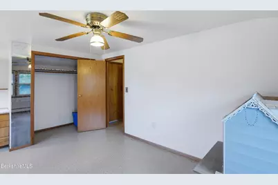 380 Cheshire Rd, Pittsfield, MA 01201 - Photo 25