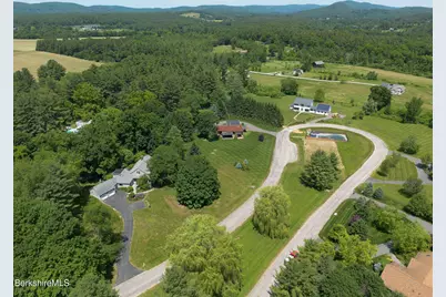 3 Cornwall Dr, Great Barrington, MA 01230 - Photo 53