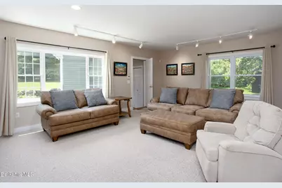 3 Cornwall Dr, Great Barrington, MA 01230 - Photo 27