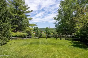3 Cornwall Dr, Great Barrington, MA 01230 - Photo 47
