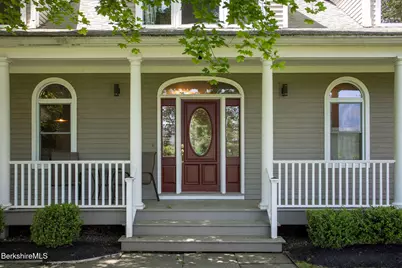 3 Cornwall Dr, Great Barrington, MA 01230 - Photo 3