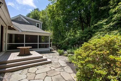 3 Cornwall Dr, Great Barrington, MA 01230 - Photo 9