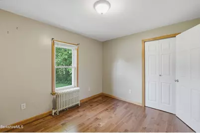 688 Cheshire Rd, Lanesborough, MA 01237 - Photo 19