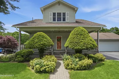 1121 North St, Pittsfield, MA 01201 - Photo 3