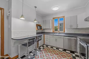 1121 North St, Pittsfield, MA 01201 - Photo 7