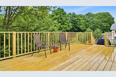 1121 North St, Pittsfield, MA 01201 - Photo 33